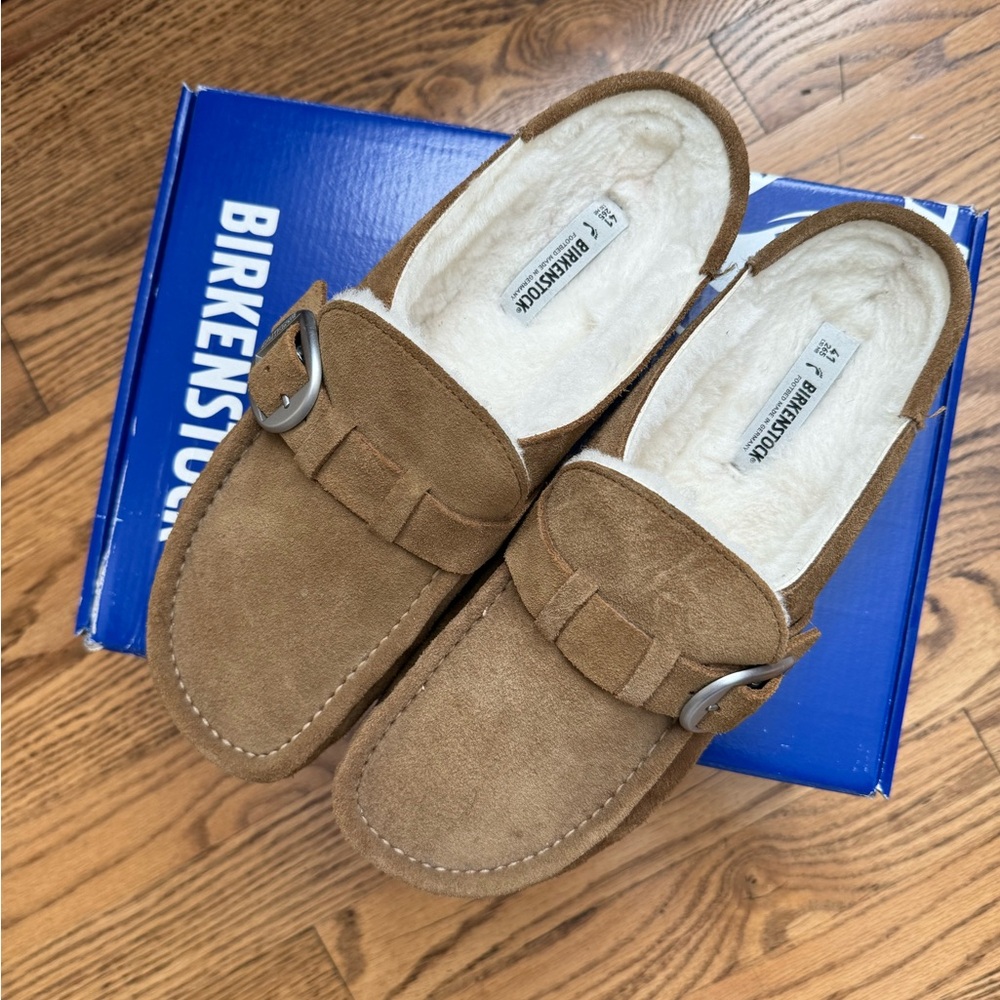 BIRKENSTOCK Buckley Shearling Shoe. Used but Like New. Tea Color Size 41